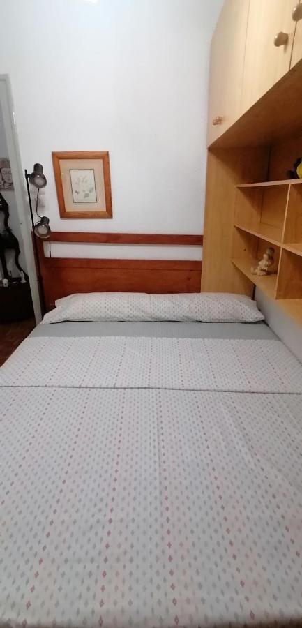 Mary'S Rooms Low Cost Valencia Exterior photo